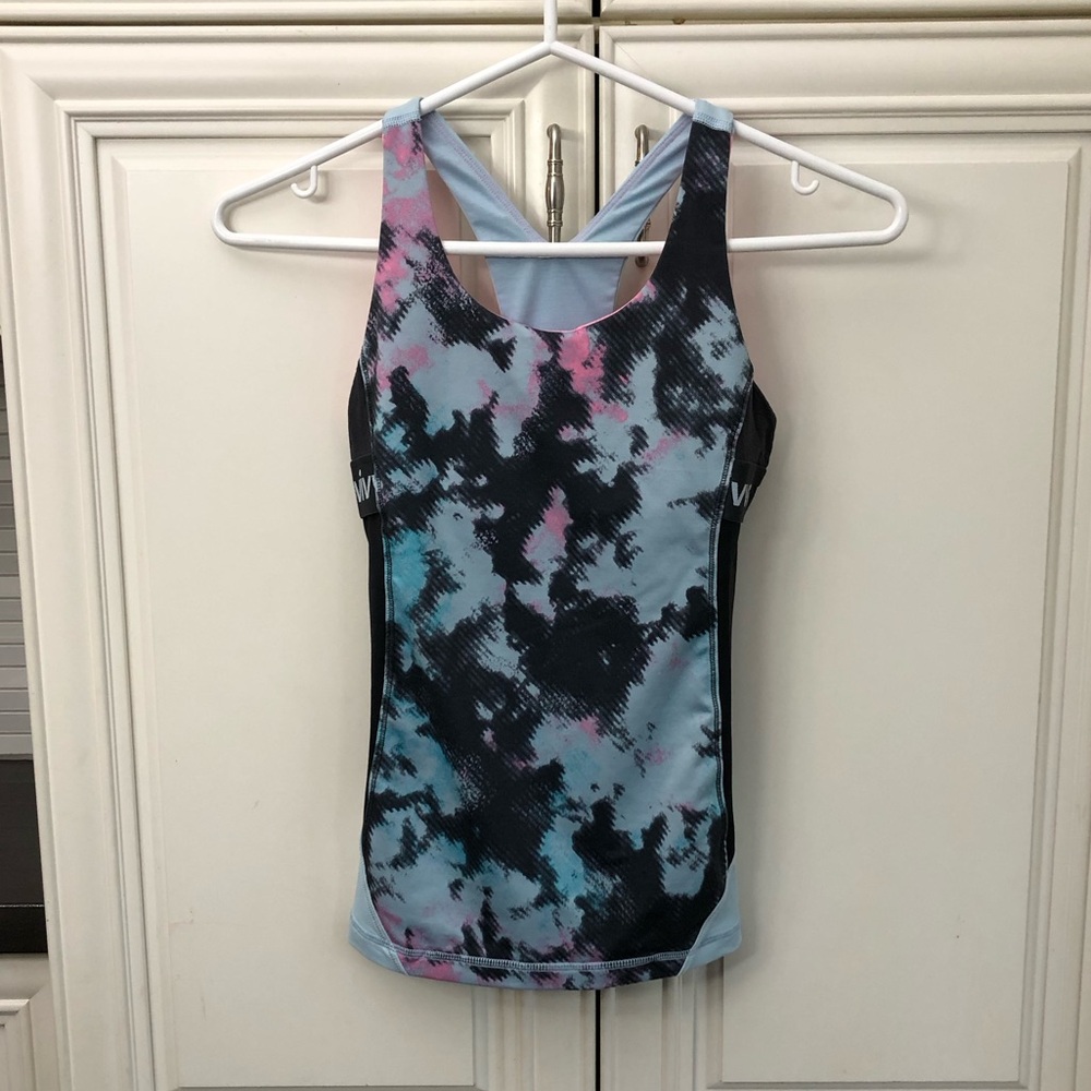 Ivivva by Lululemon girl’s tank top with bra liner